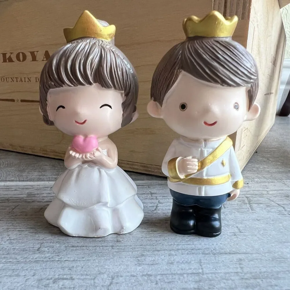 Princess & Prince Cake Decor Topper Wedding Anniversary Figurine Ornament NEW